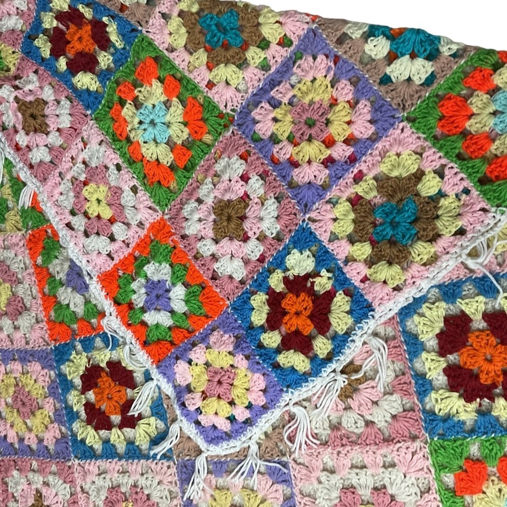 Handmade Granny Square Crochet Afghan Bedspread Blanket Colorful Vintage Style